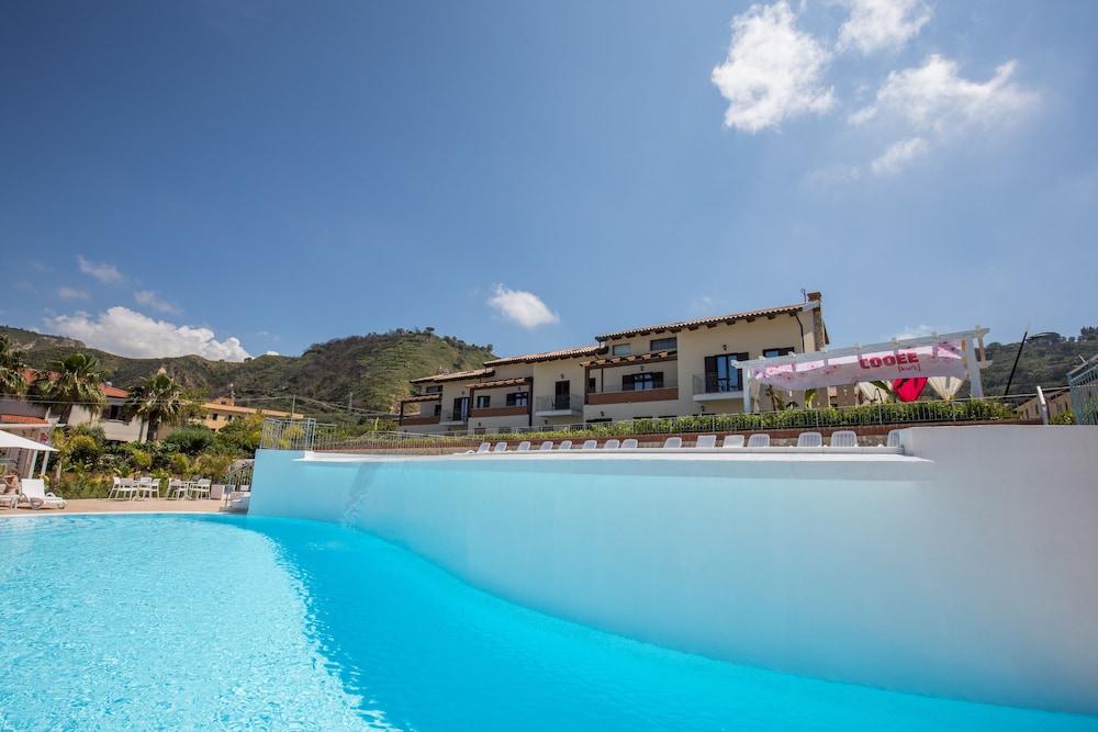 Sentido Michelizia Tropea Resort Exterior photo