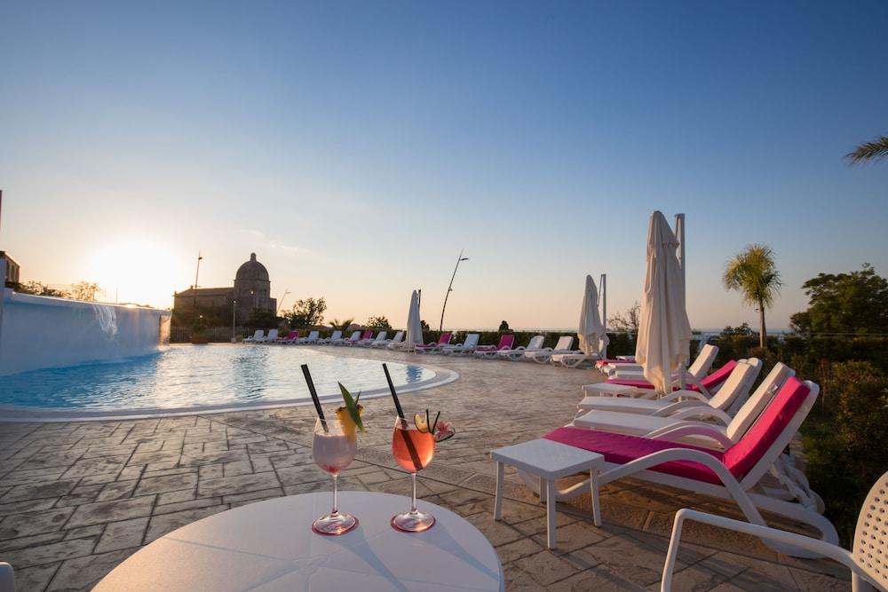 Sentido Michelizia Tropea Resort Exterior photo