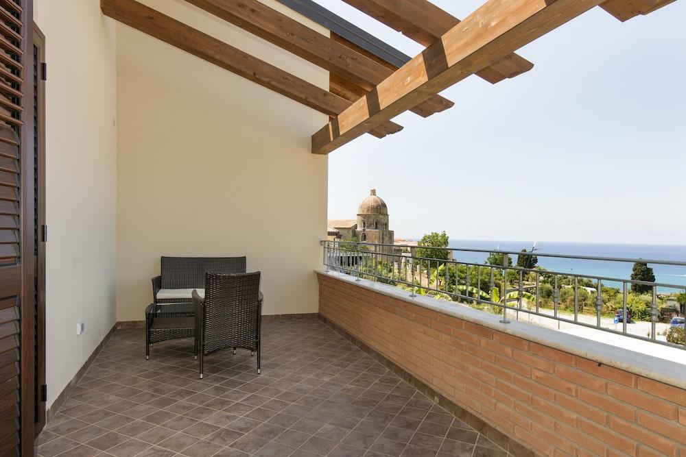 Sentido Michelizia Tropea Resort Exterior photo