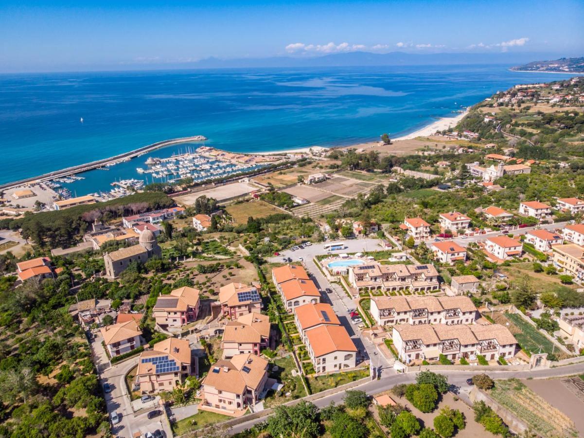 Sentido Michelizia Tropea Resort Exterior photo