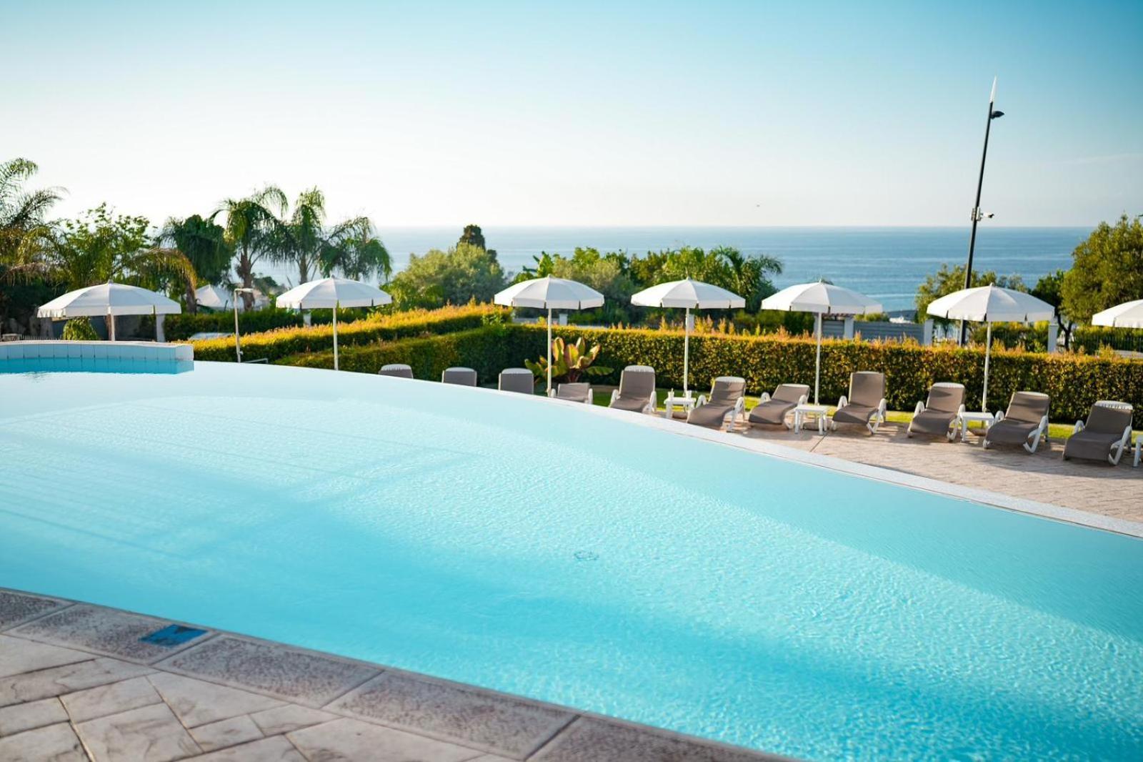 Sentido Michelizia Tropea Resort Exterior photo