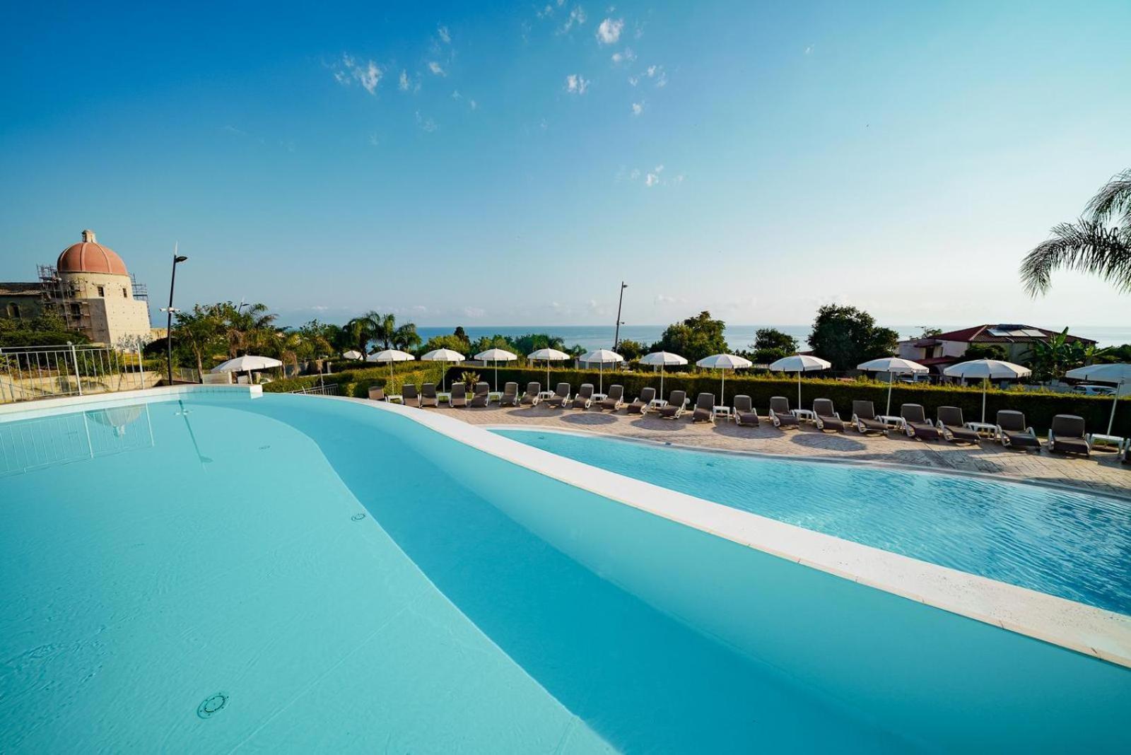 Sentido Michelizia Tropea Resort Exterior photo